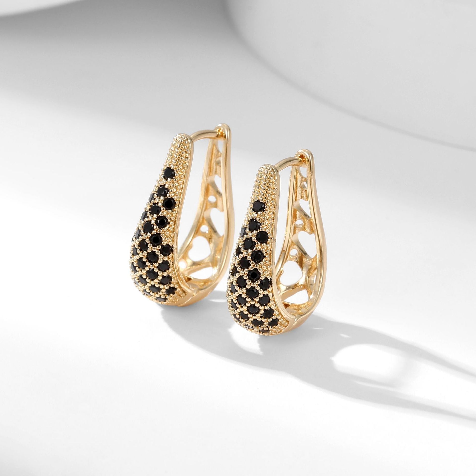Fashion Personality Water Drop French Earrings Women